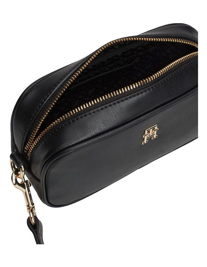 Crossbody Bag in Black