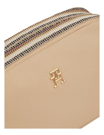 Signature Zip Camera Bag in Beige