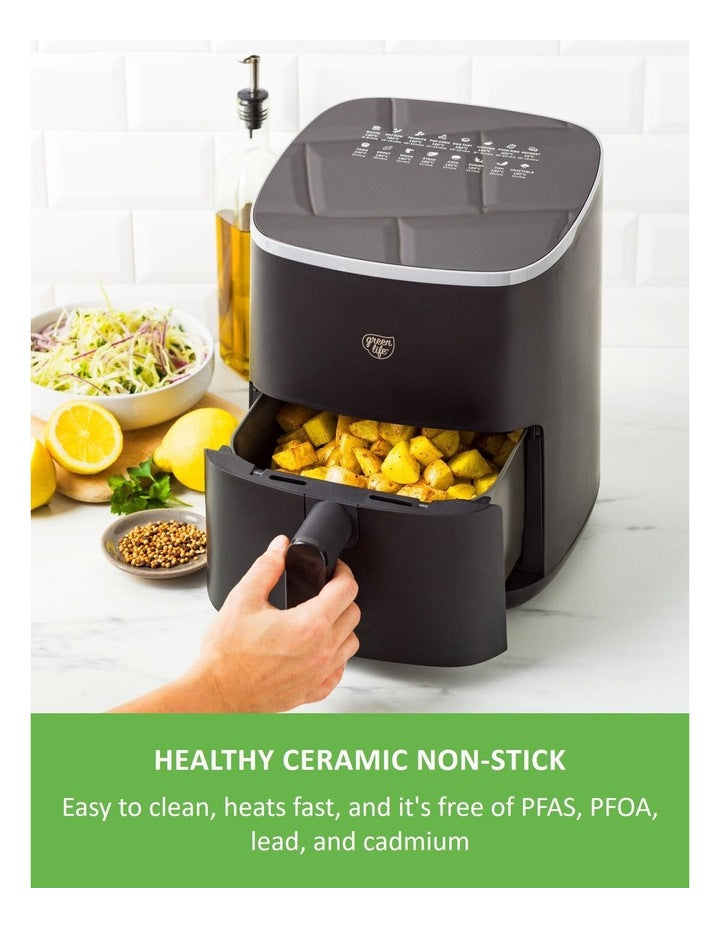 Air Fryer in Black