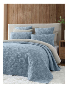 Lilian Bedspread Coverlet Set in Blue