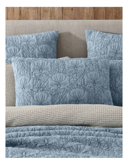 Lilian Bedspread Coverlet Set in Blue