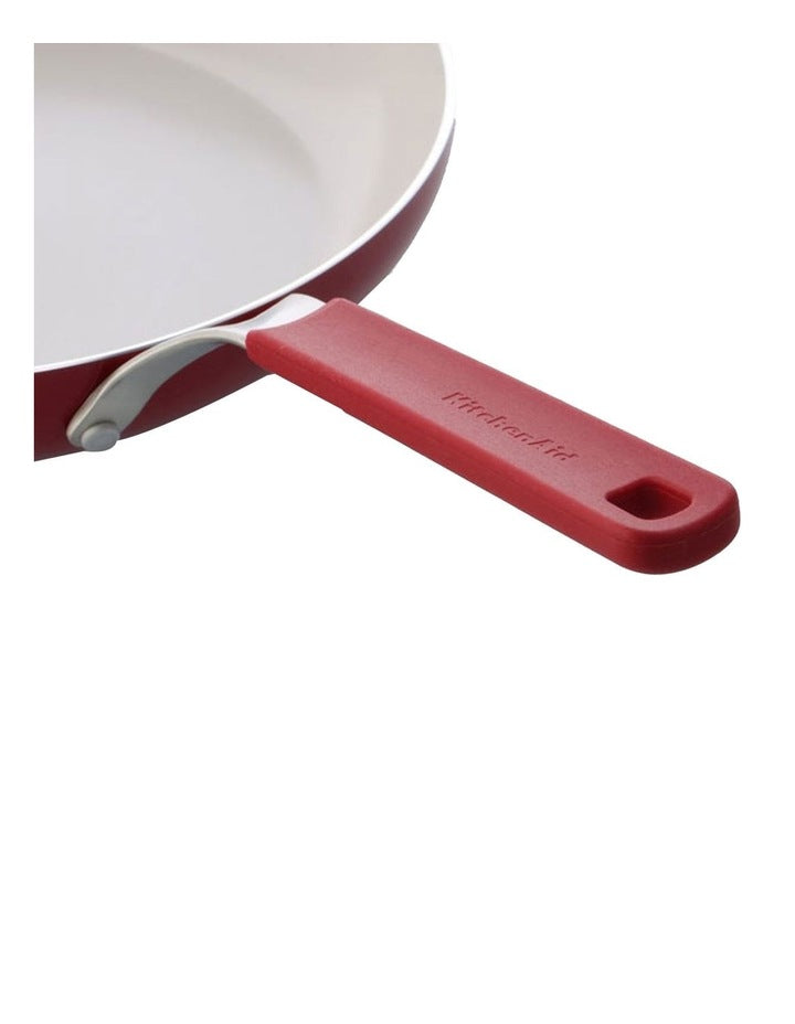 Aluminium Frypan 24cm in Empire Red