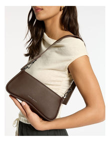 Polaris Shoulder Bag in Cocoa