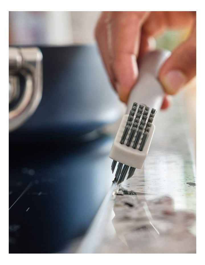 CleanTech 3-in-1 Detail Brush in Light Stone