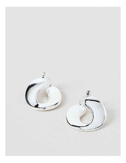 Loop Earrings in Silver