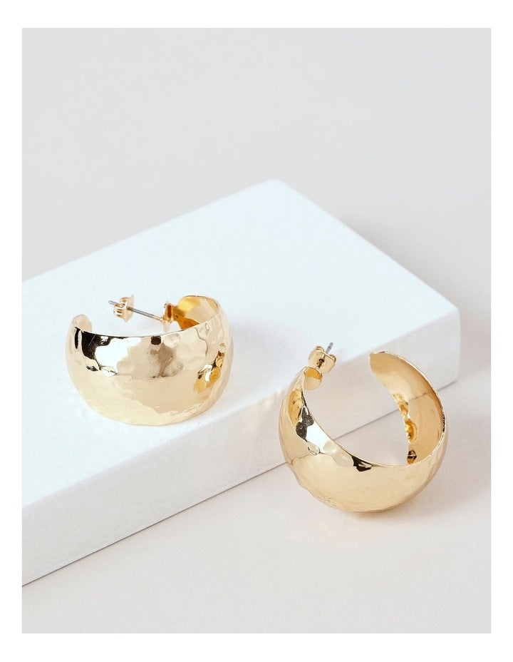 Dust Patterned Large Hoop Earring in Gold