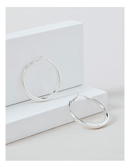 Round Hoop Earring in Silver