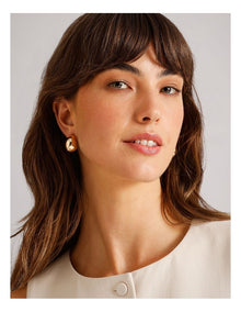 Round Hoop Earring in Gold