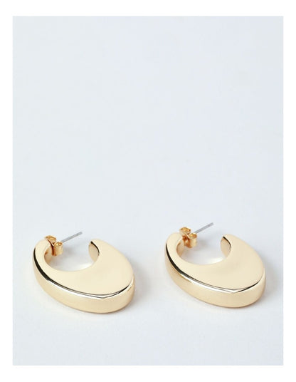 Flat Oval Hoop Earring in Gold