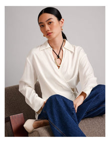Statement Pendant Necklace in Gold