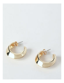Twist Earring in Gold