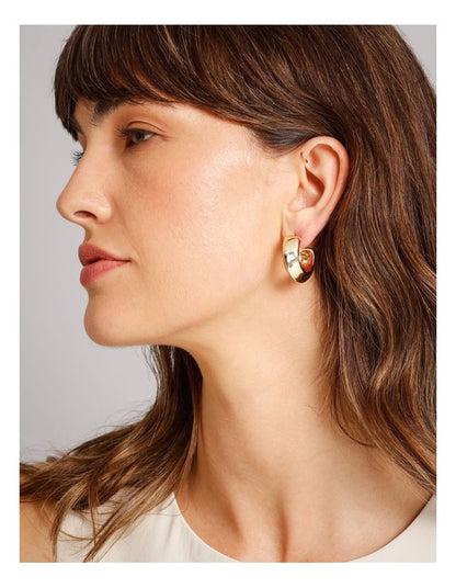 Twist Earring in Gold