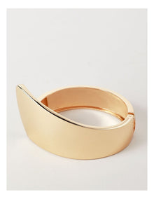 Chunky Bangle in Gold