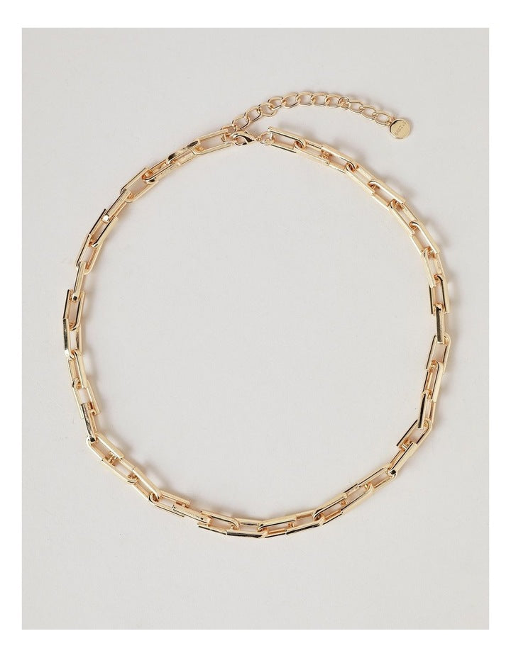 Chain Link Necklace in Gold