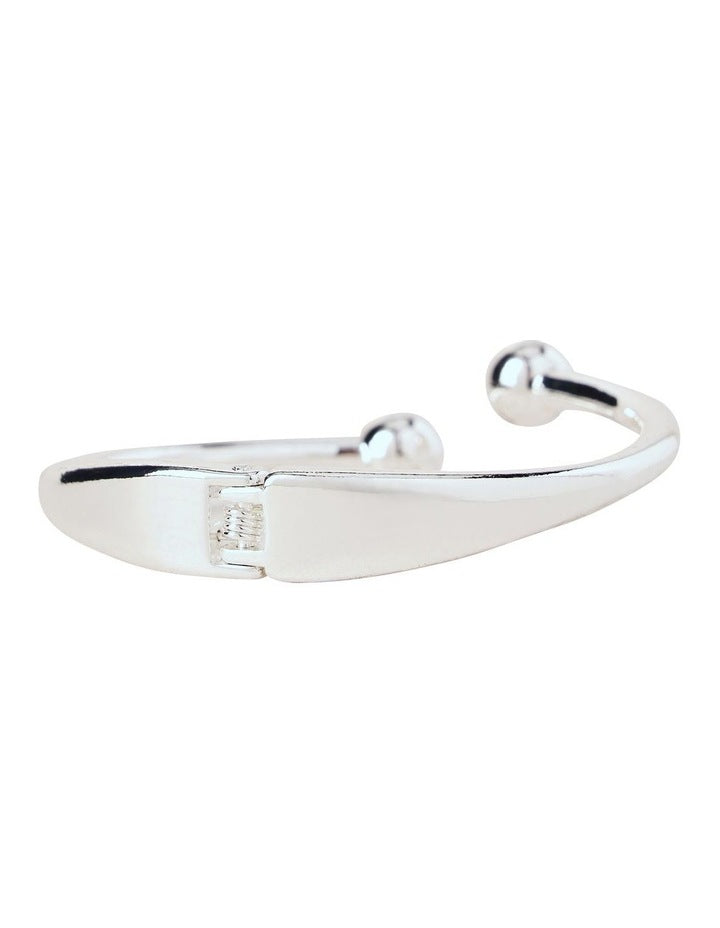 Torque Bangle in Silver