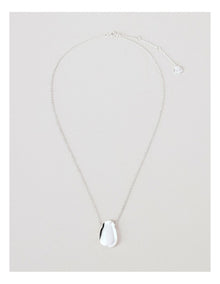 Drop Pendant Necklace in Silver