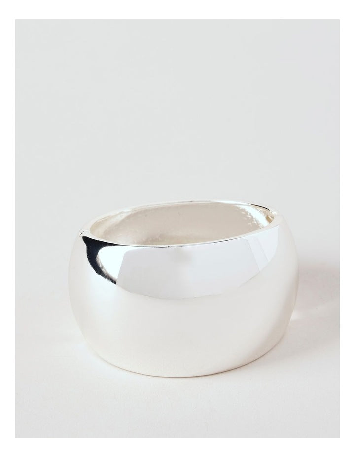 Statement Bangle in Silver