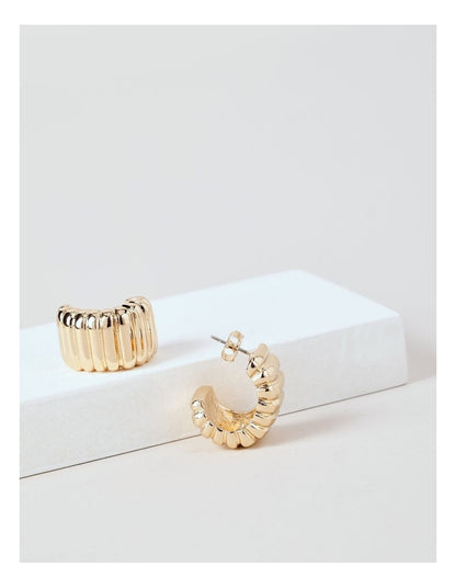 Corrugated Hoop Earring in Gold