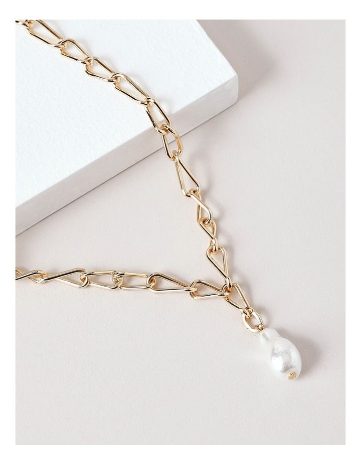Pearl Drop Link Chain Necklace in Gold