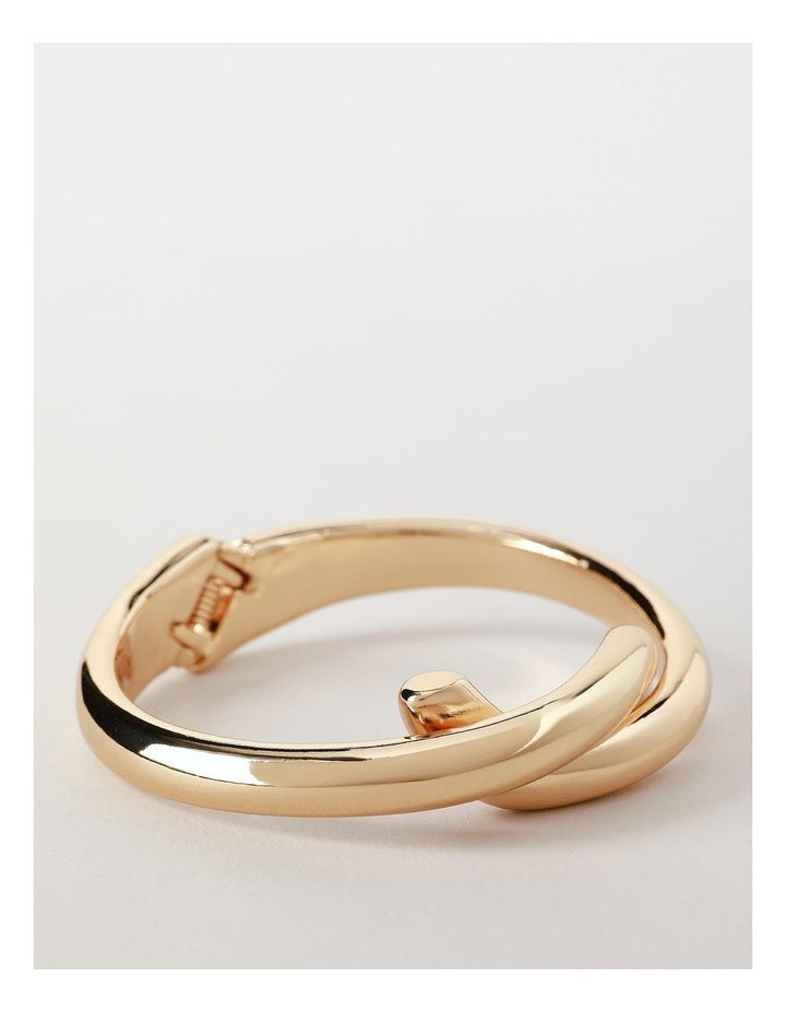 Interlaced Bangle in Gold