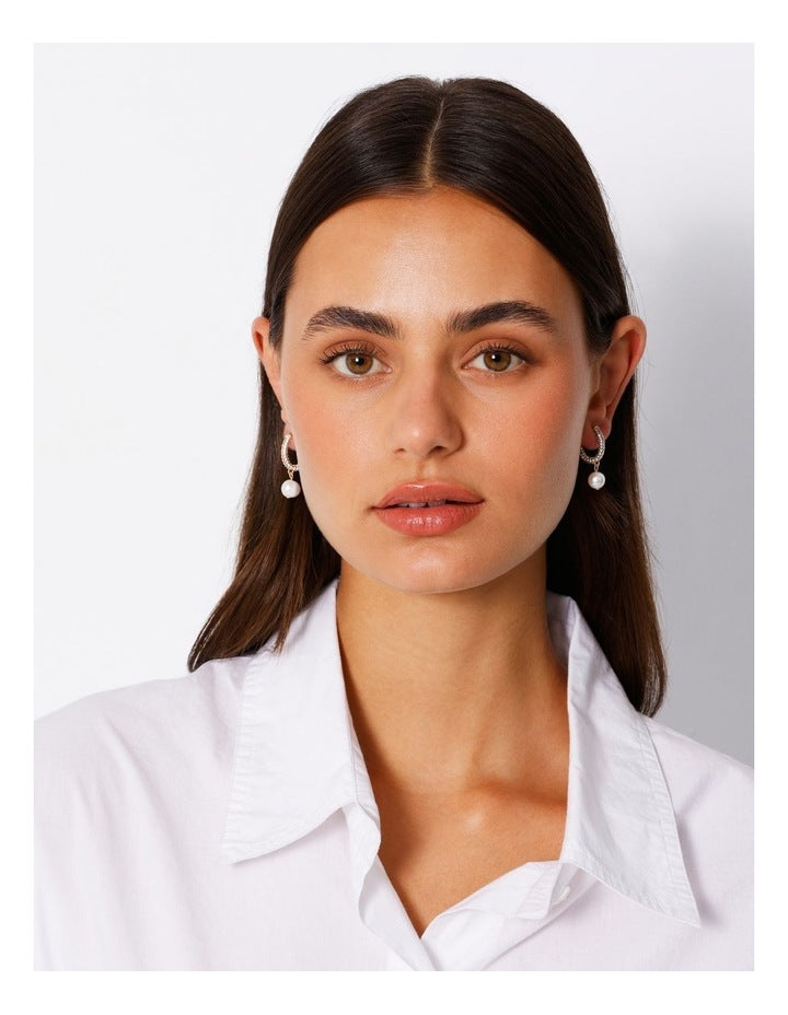Pearl U-Shape Hoop Stud Earring in Gold