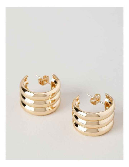 Lined Hoop Earring in Gold