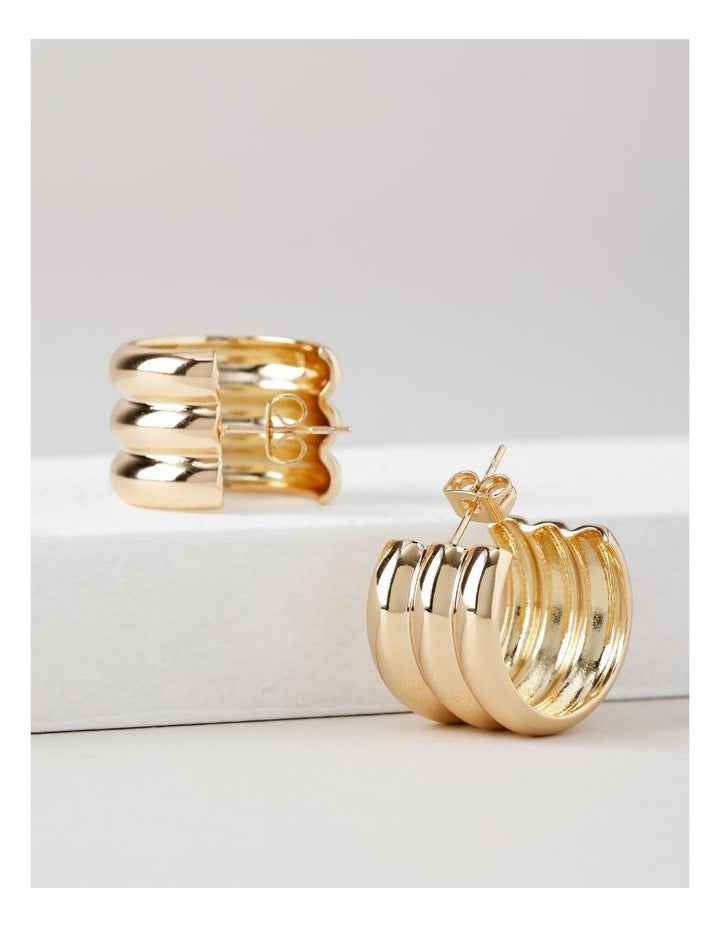 Lined Hoop Earring in Gold