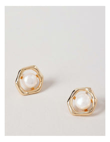 Framed Pearl Stud Earring in Gold