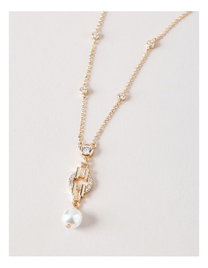 Pearl & Diamante Pendant Necklace in Gold