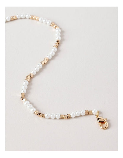 Pearl Bracelet in Gold