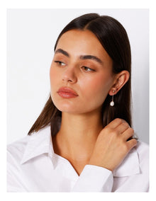 Single Drop Pearl Stud Earring in Gold