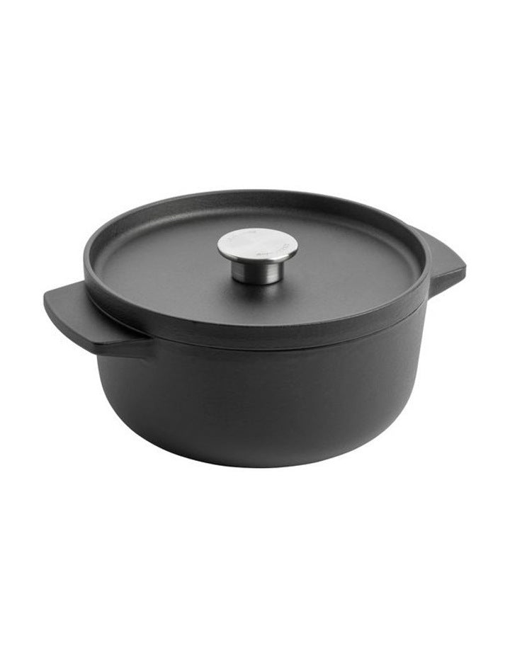 Cast Iron Round Casserole 22cm/3.3L in Black