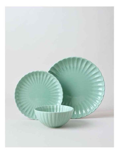 Lagio Scalloped 12pc Dinner Set in Seafoam