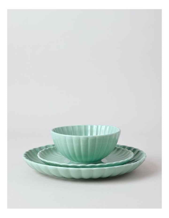Lagio Scalloped 12pc Dinner Set in Seafoam