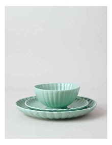 Lagio Scalloped 12pc Dinner Set in Seafoam