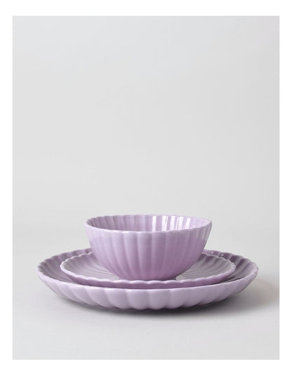 Lagio Scalloped 12pc Dinner Set in Wisteria