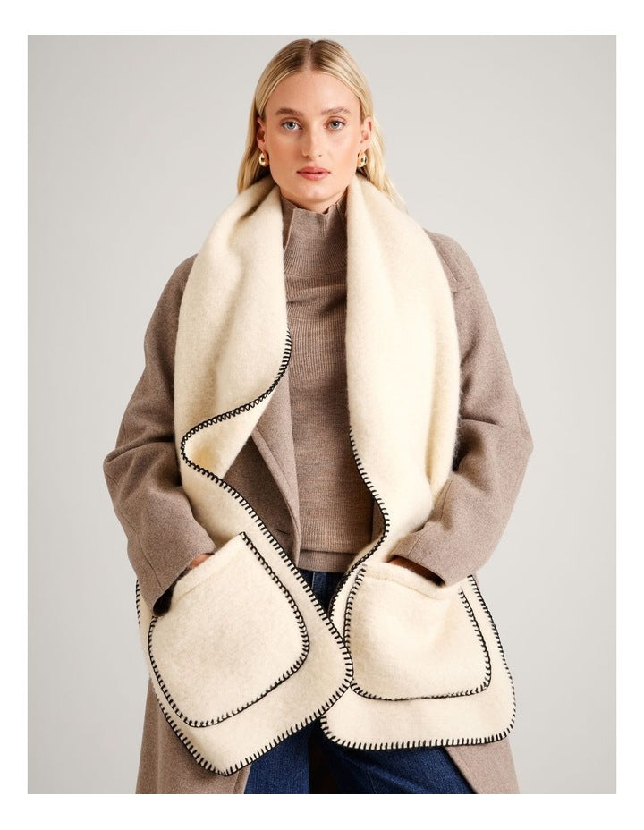 Weston Pocket Detail Winter Scarf in Ivory/Black