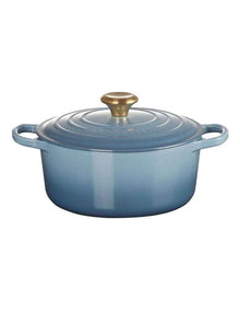 Signature Round Casserole 24cm/ 4.2L in Chambray