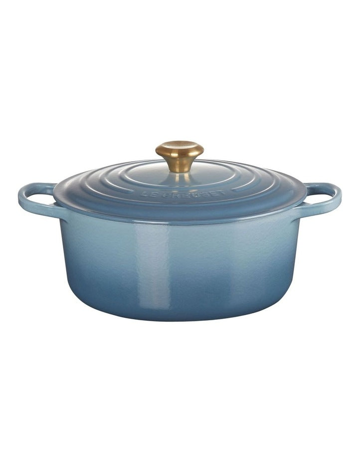 Signature Round Casserole 28cm/ 6.7L in Chambray
