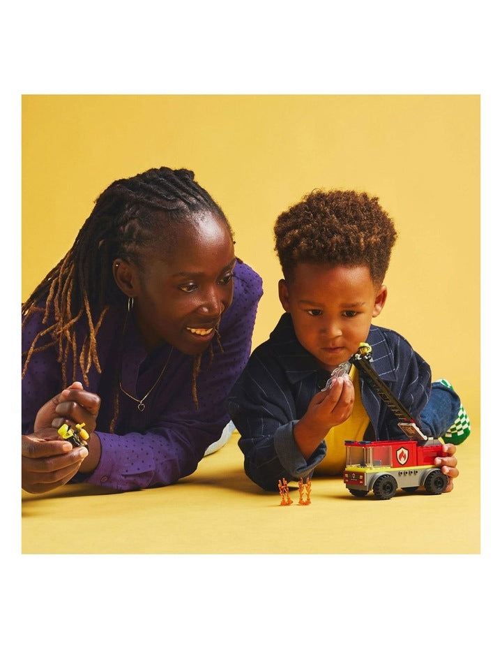 City Fire Ladder Truck 60463 Firefighter Toy