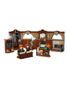 Harry Potter TM Hogwarts Castle: Charms Class 76442