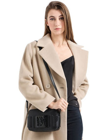 Susy Camera Crossbody Bag in Nero