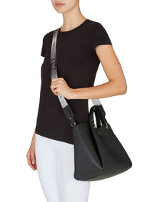 Wave Large Tote Bag in Black