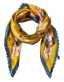 Pleated Floral Neckerchief in Yellow