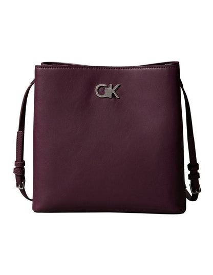 Convertible Bucket Bag in Wine