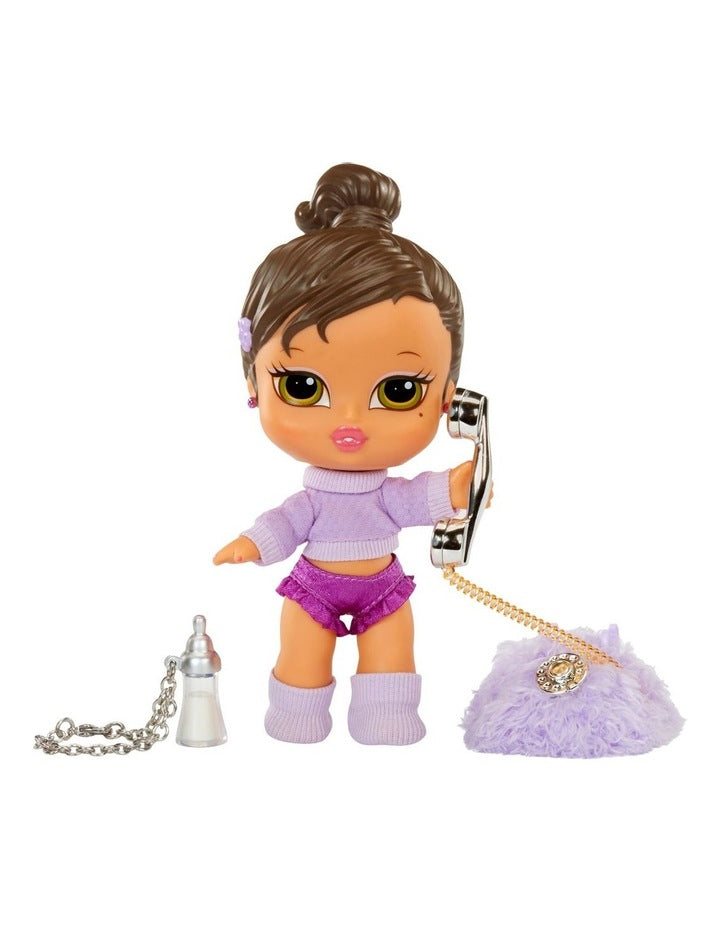 Yasmin Runwayz Doll