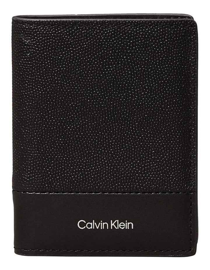 Must Bifold Wallet in Black Caviar Grain/Smooth