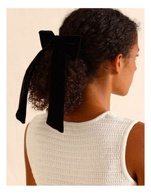 Piera Velvet Bow in Black