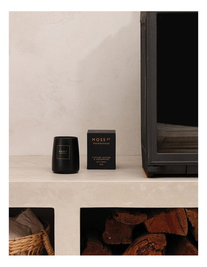Vintage Leather & Cedarwood Large Candle 370g