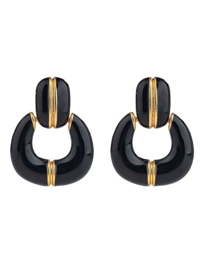 GJEC079M - Link Earrings in Black